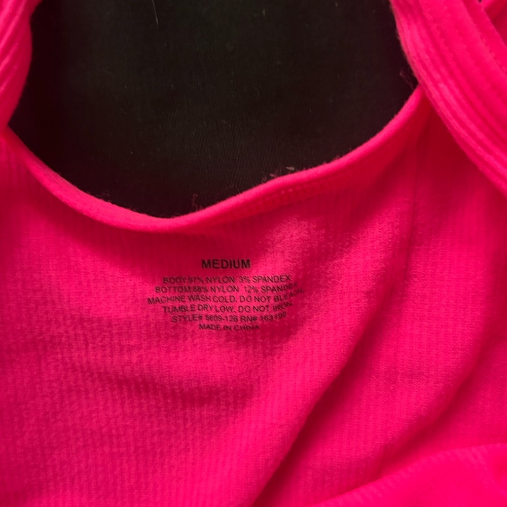 Vibrant Pink Ribbed Tank Top - Picture 3 of 3